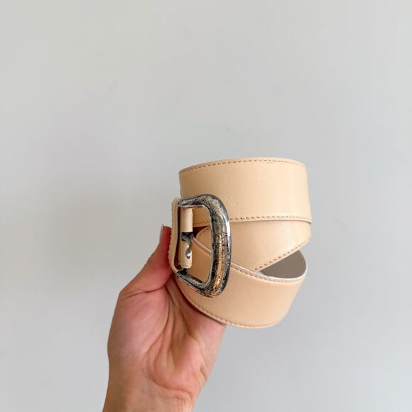 Escada Classic Embossed Pattern Design Leather Silver Buckle Belt Cream 40 main image 8